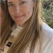 Hi I am a primary school teacher in the Uk and specialise in English! I can tutor all levels! A friendly and relaxed approach